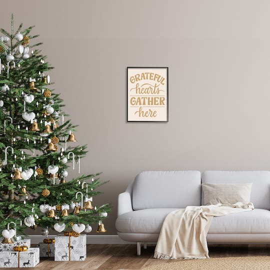Stupell Industries Grateful Hearts Gather Here Phrase Framed Giclee Art